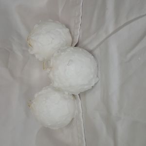 Partylite Iced Snowberries Ball Candles